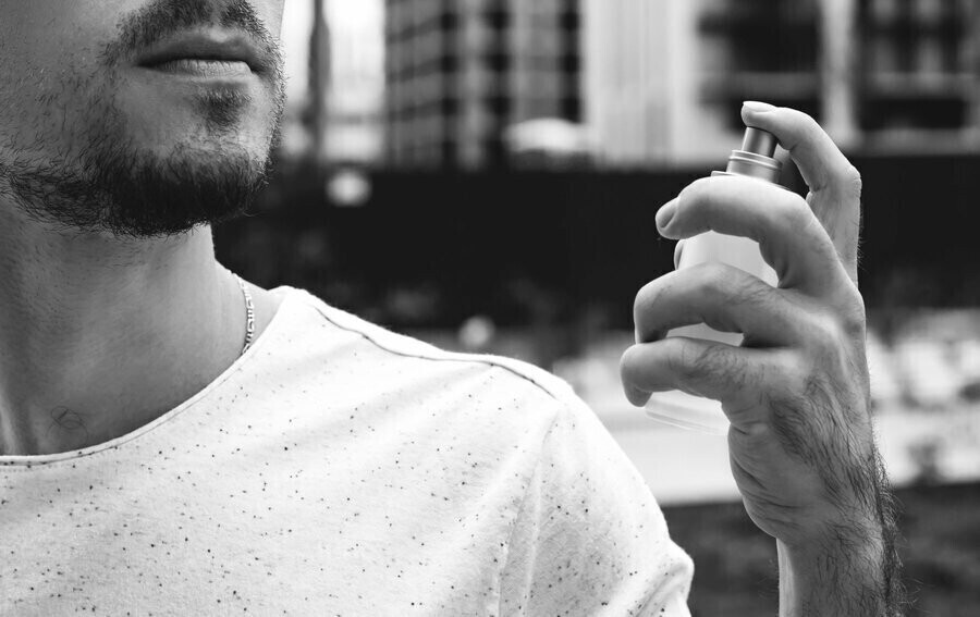 Zwiększ pewność siebie dzięki feromonom Pherostrong