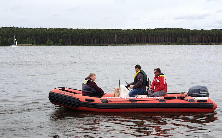 Amatorzy motorowodniactwa szkolą się w Barkowicach