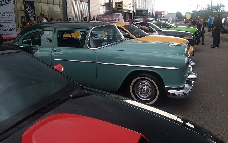 Zlot amerykańskich samochodów w Piotrkowie