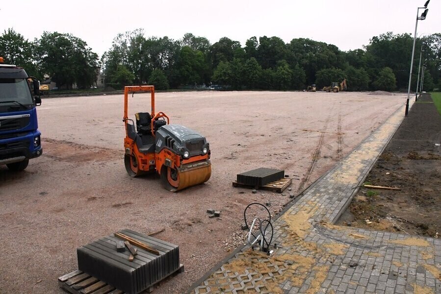 Boiska czekają na nawierzchnię