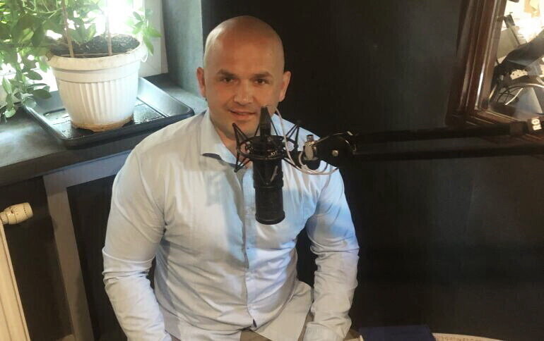 Paweł Kowalczyk przekazuje całą pensję doradcy wojewody na cele społeczne