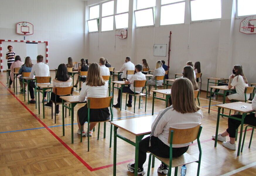 Rozpoczęły się egzaminy ósmoklasistów