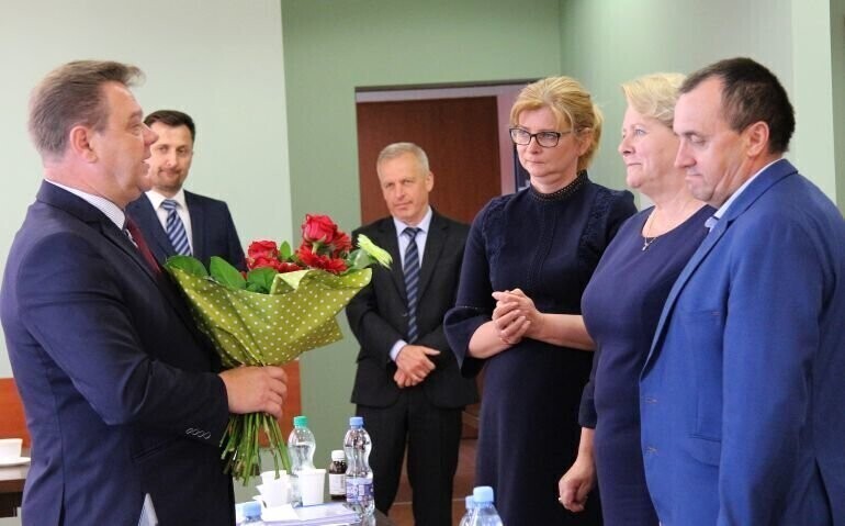 Gmina Wola Krzysztoporska Wójt Roman Drozdek z jednogłośnym absolutorium