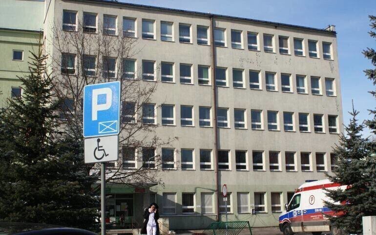 Anestezjolog z piotrkowskiego szpitala zakażony koronawirusem Aktualizacja