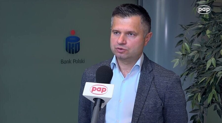 PKO BP prognozuje płytką recesję w 2020 r. i silne odbicie w roku następnym