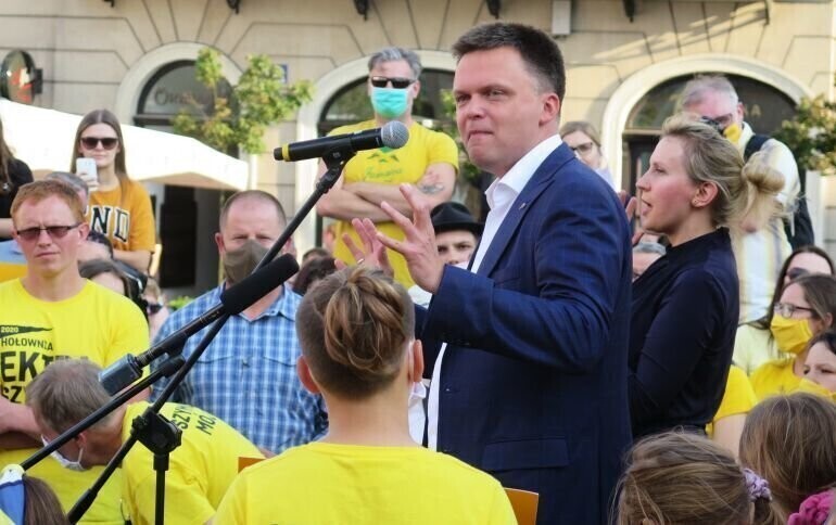 Polska to duży kraj zmieścimy się wszyscy. Hołownia na Rynku w Piotrkowie