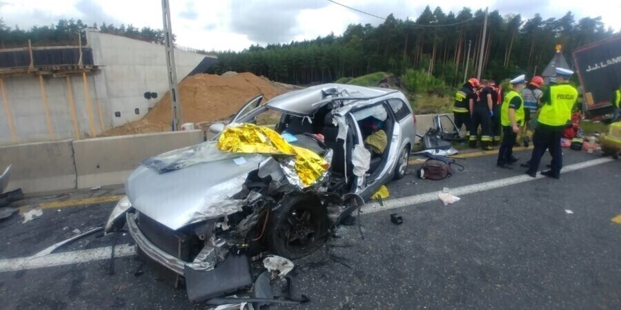 Śmierć na drodze. Nie żyje kierowca ciężarówki