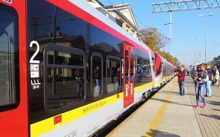 Więcej pociągów ŁKA w Piotrkowie