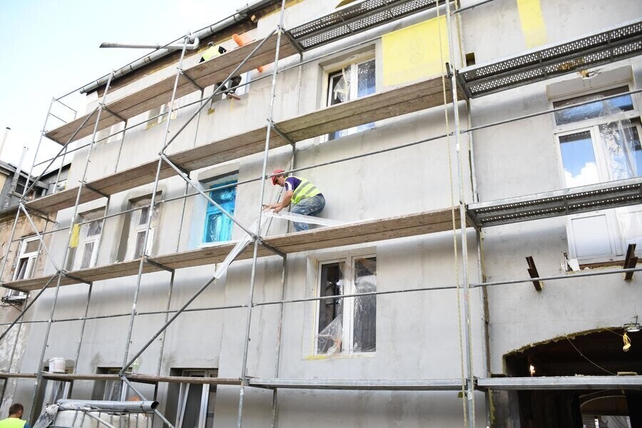 Rozpoczął się remont kolejnej kamienicy na Starówce