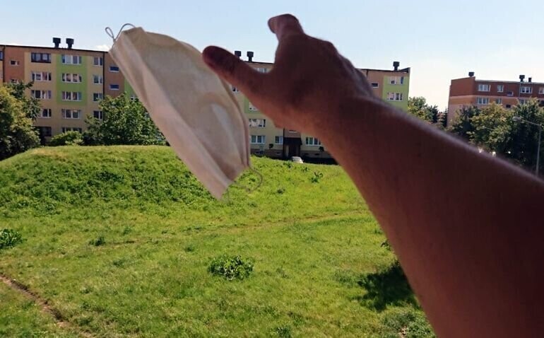 Koronawirus to ściema Zanim wyrzucicie maseczki do kosza przeczytajcie historie mieszkańców naszego regionu