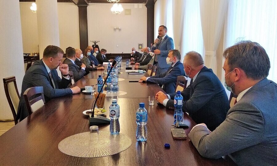 Samorządy walczą o nową linię kolejową w regionie