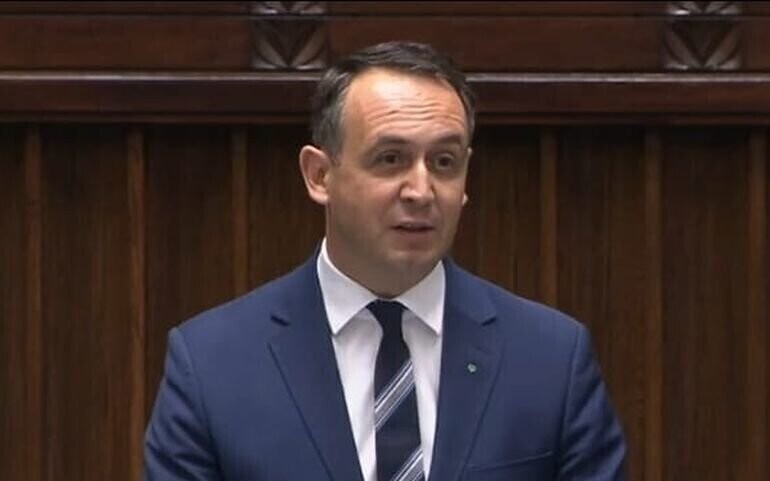 Poseł okręgu piotrkowskiego Dariusz Klimczak zarażony koronawirusem