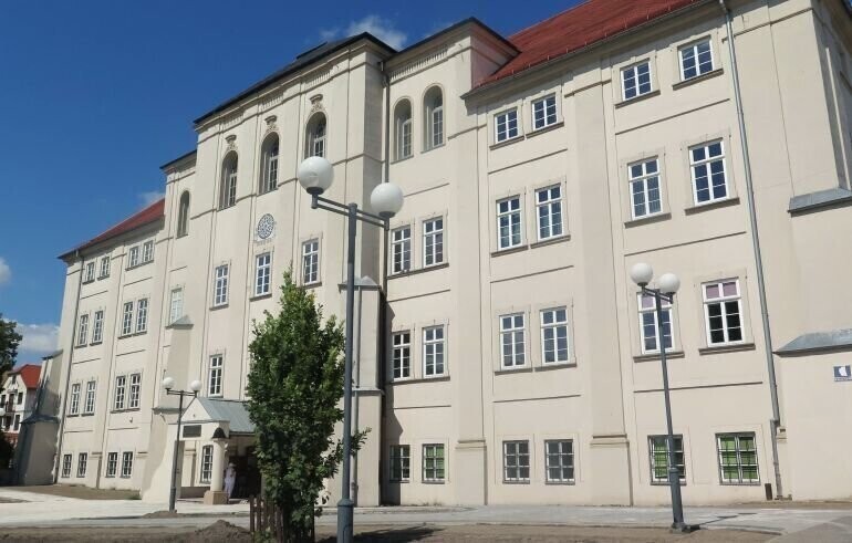 Wyniki matur w Piotrkowie. Chrobry znów najlepszy