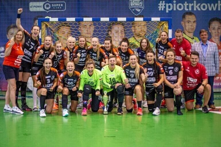 Komplet zwycięstw i memoriałowa wygrana Piotrcovii