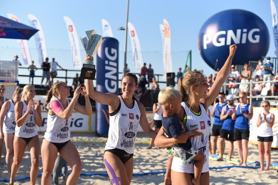 Szczypiornistki BHT GRU Juko Piotrków Trybunalski obroniły mistrzowski tytuł