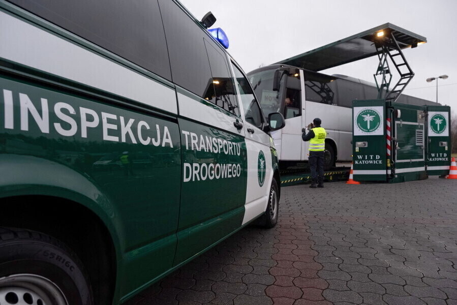 Gajadhur kontrole w autokarach nie wypadają źle gorzej jest z ciężarówkami