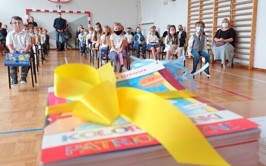 Uczniowie wrócili do szkół GALERIA