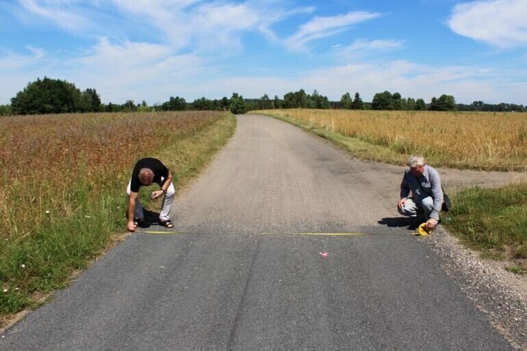 Gmina Grabica Kobyłki z nową nawierzchnią drogi