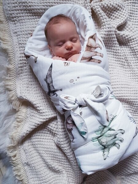 Rożek czy otulacz Co wybrać dla noworodka Poznaj Qbana Mama