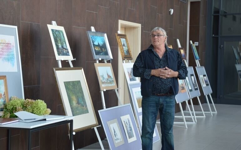 Wystawa malarstwa Grzegorza Woźnickiego w Mediatece