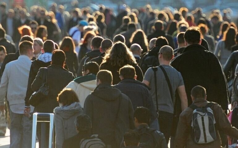 Demografka dzisiejsi 20-30-latkowie będą dożywać setki. Jakość ich życia zależy także od nich