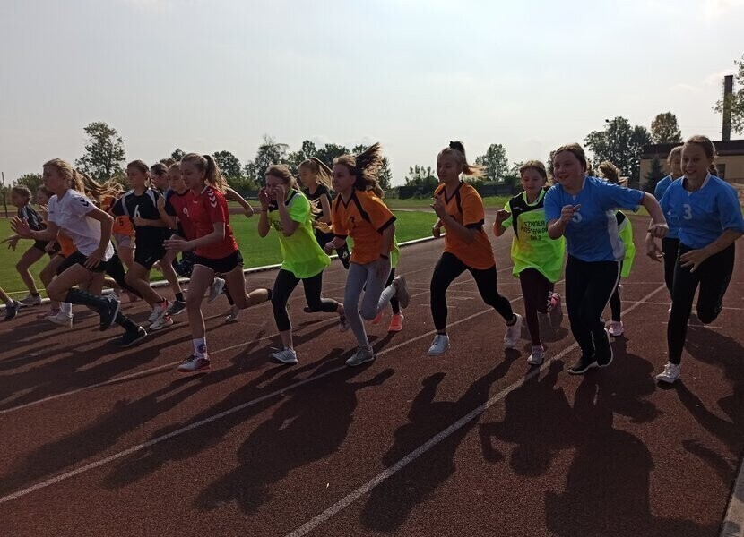 Młodzieżowe mistrzostwa Piotrkowa w biegach przełajowych