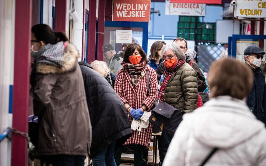Będą większe kontrole obowiązku zakrywania ust i nosa w sklepach