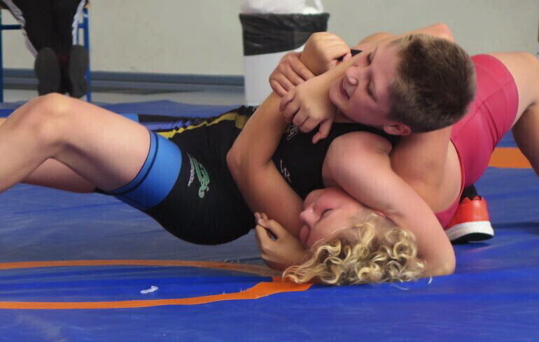 Młodzi zapaśnicy rywalizowali w Gomulinie