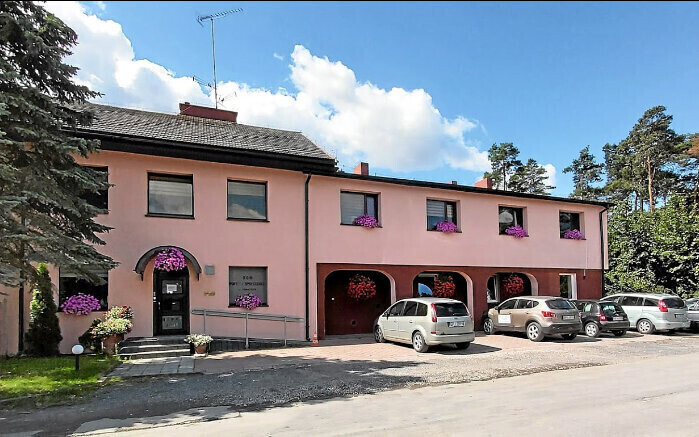 10 zakażeń koronawirusem w DPS w Poniatowie