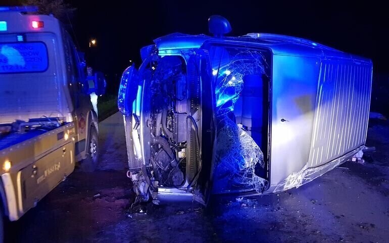 Uderzył w ogrodzenie i uciekł z miejsca wypadku
