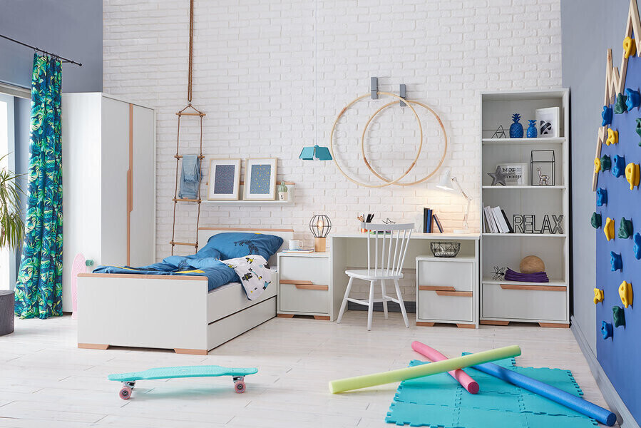 Najważniejsze meble w pokoju nastolatka. O czym pamiętać