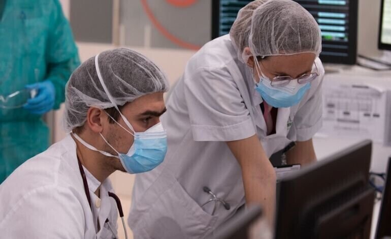 Niewielki spadek zakażeń w Łódzkiem