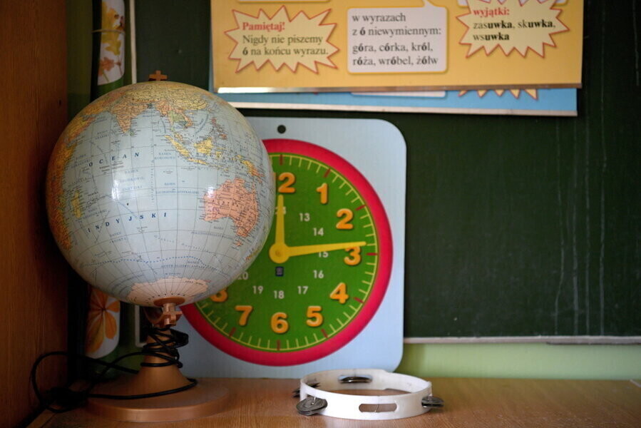 Czarnek powrót do szkół zależy od rozwoju epidemii