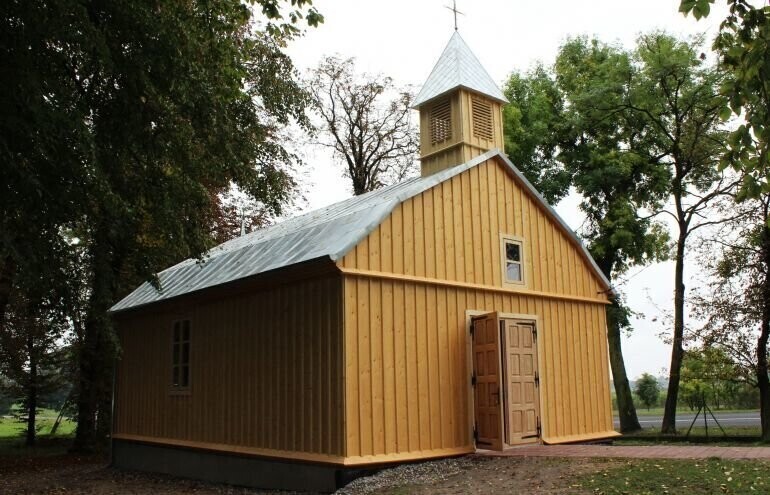 Kościółek w Grabicy nabrał nowego blasku