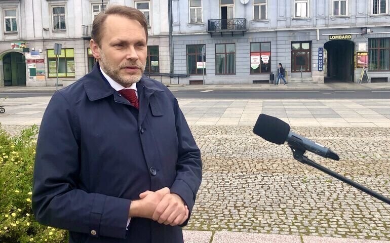 Poseł PiS z dodatnim wynikiem testu na koronawirusa