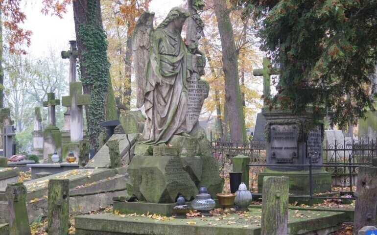 Ostatnie dni piotrkowskiej kwesty na ratowanie nagrobków