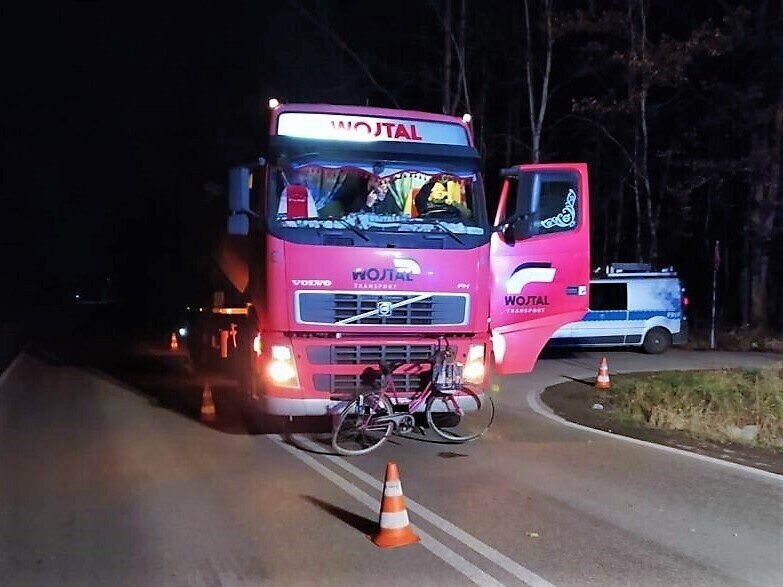 Zginęła rowerzystka potrącona przez tira