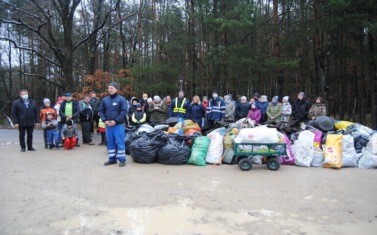 Posprzątali las w Borowej