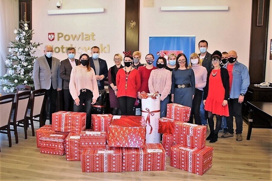 Szlachetna pomoc od pracowników starostwa