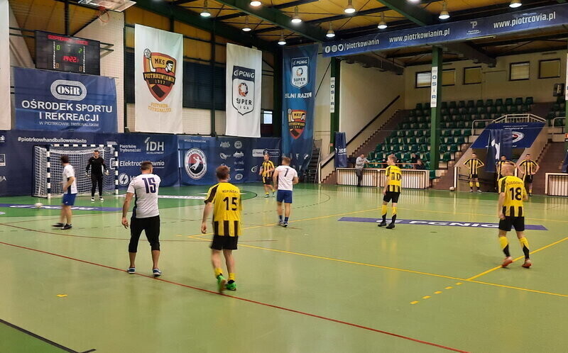 Koniec roku w piotrkowskiej piłce amatorskiej