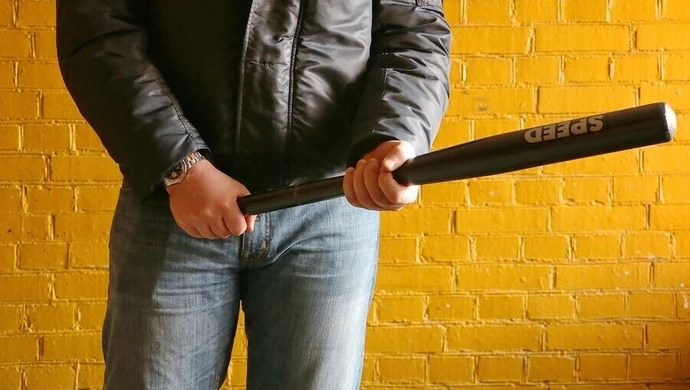 Pseudokibice w rękach policji. Pobili dwóch mężczyzn