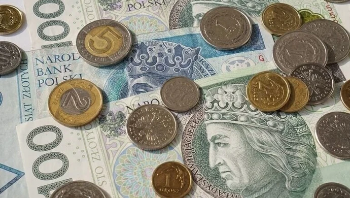 Pierwsze &#8222;trzynastki&#8221; trafią 1 kwietnia na konta emerytów i rencistów