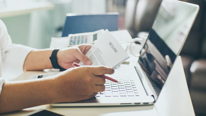 Programista - czy musi mieć dyplom?