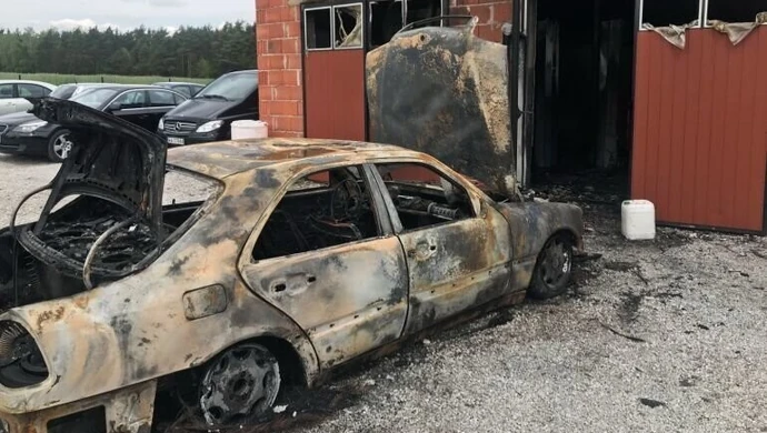 Mechanik samochodowy z gminy Sulejów stracił w pożarze swój zakład. Możemy pomóc!