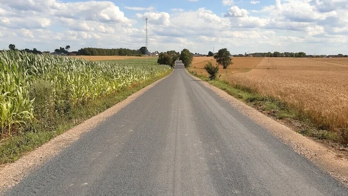 Nowa droga dzięki współpracy gmin Grabica i Moszczenica
