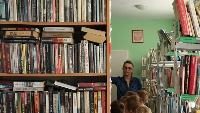 Gmina Wola Krzysztoporska: W szkolnych bibliotekach będą nowe książki