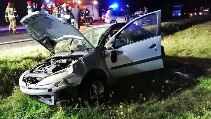 4 osoby ranne po wypadku w Rękoraju