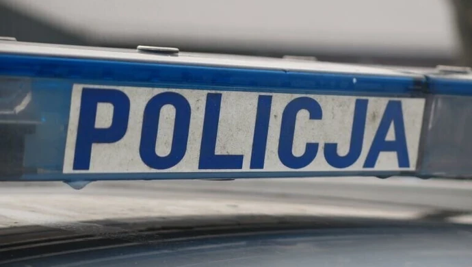 Potrzebował wiązanki na grób bliskich, więc ukradł