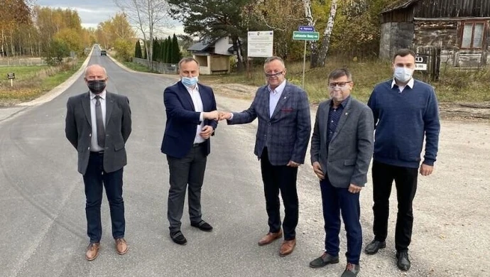 Z Lubiaszowa do Golesz po nowej drodze