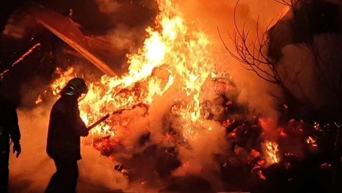 Pożar w Sulejowie (video, zdjęcia)